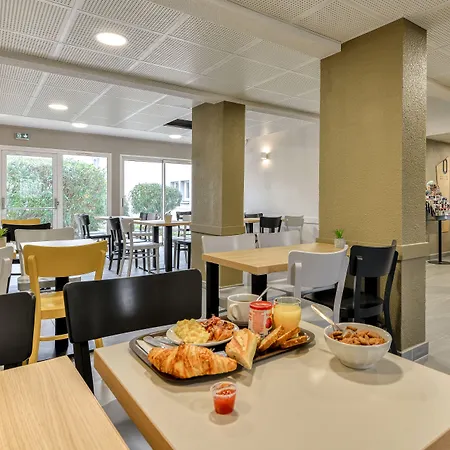 2 Hotel Narbonne
