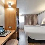 2 Hotel 2*
