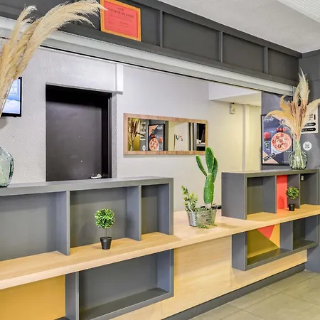 Ξενοδοχείο 2 2*