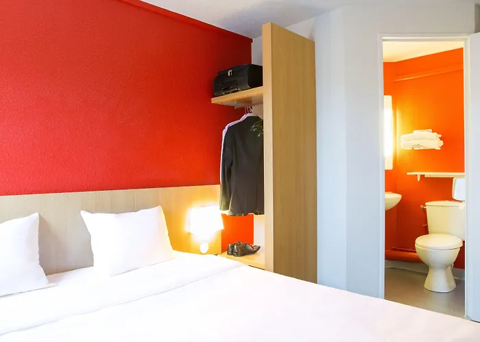 2 Ξενοδοχείο 2*