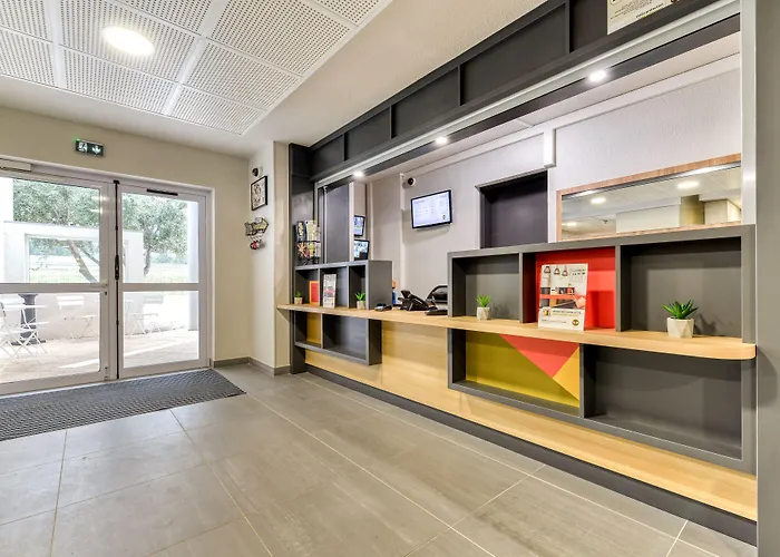 Ξενοδοχείο 2