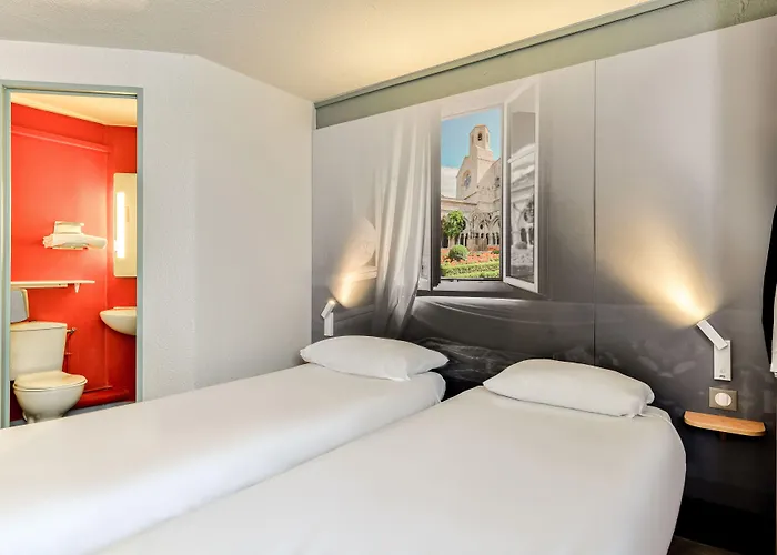 Ξενοδοχείο 2 Ναρμπόν